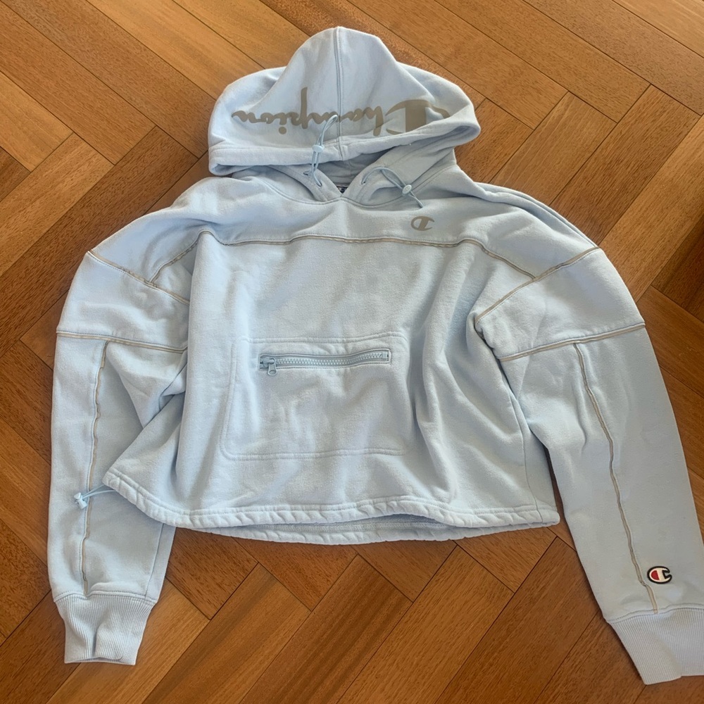light blue champion size M